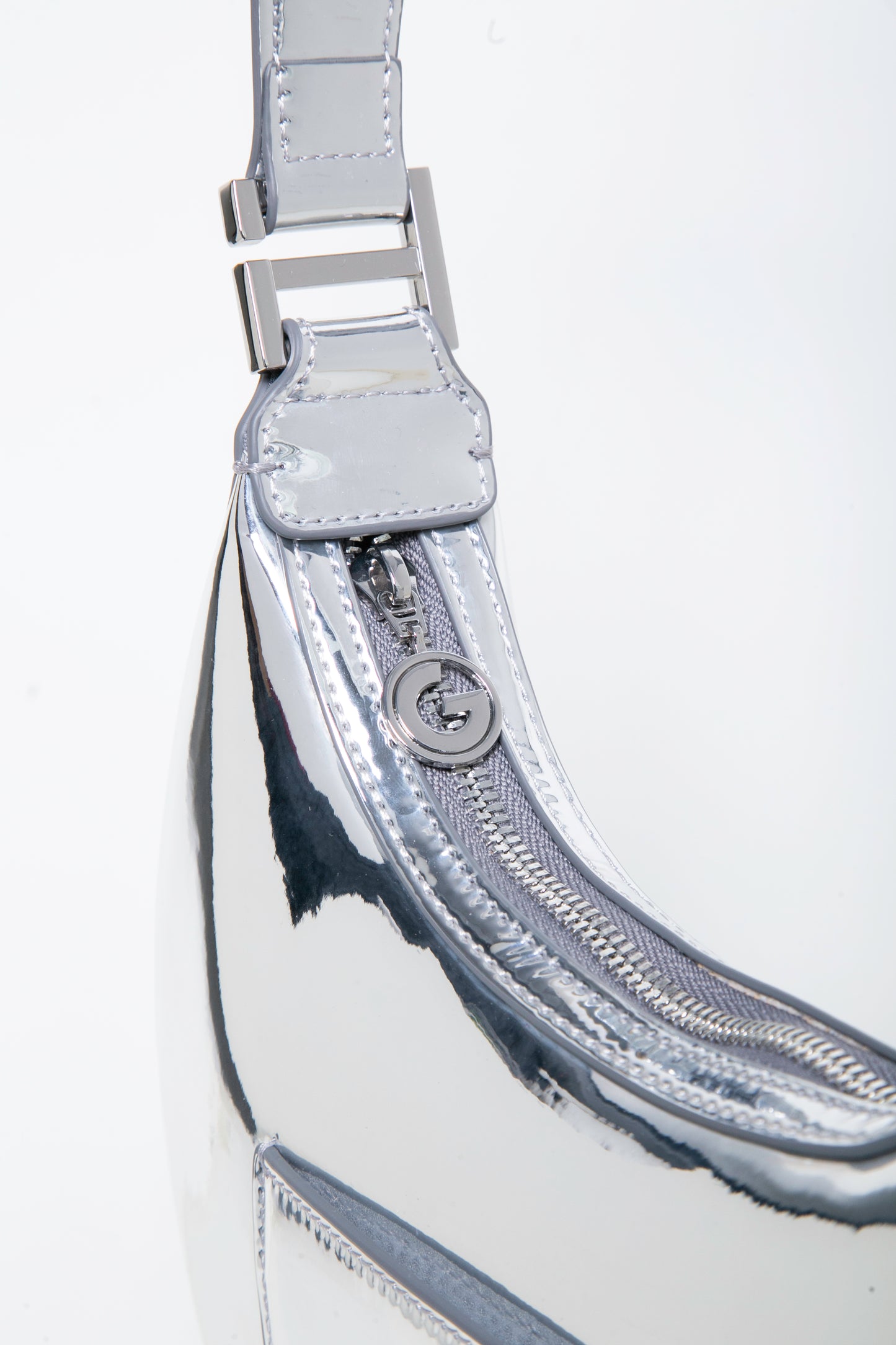 REGINA (SILVER)