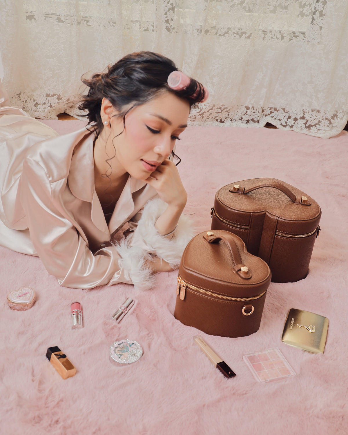 Model styling GALS Lovette Vanity Case Large in Mocha