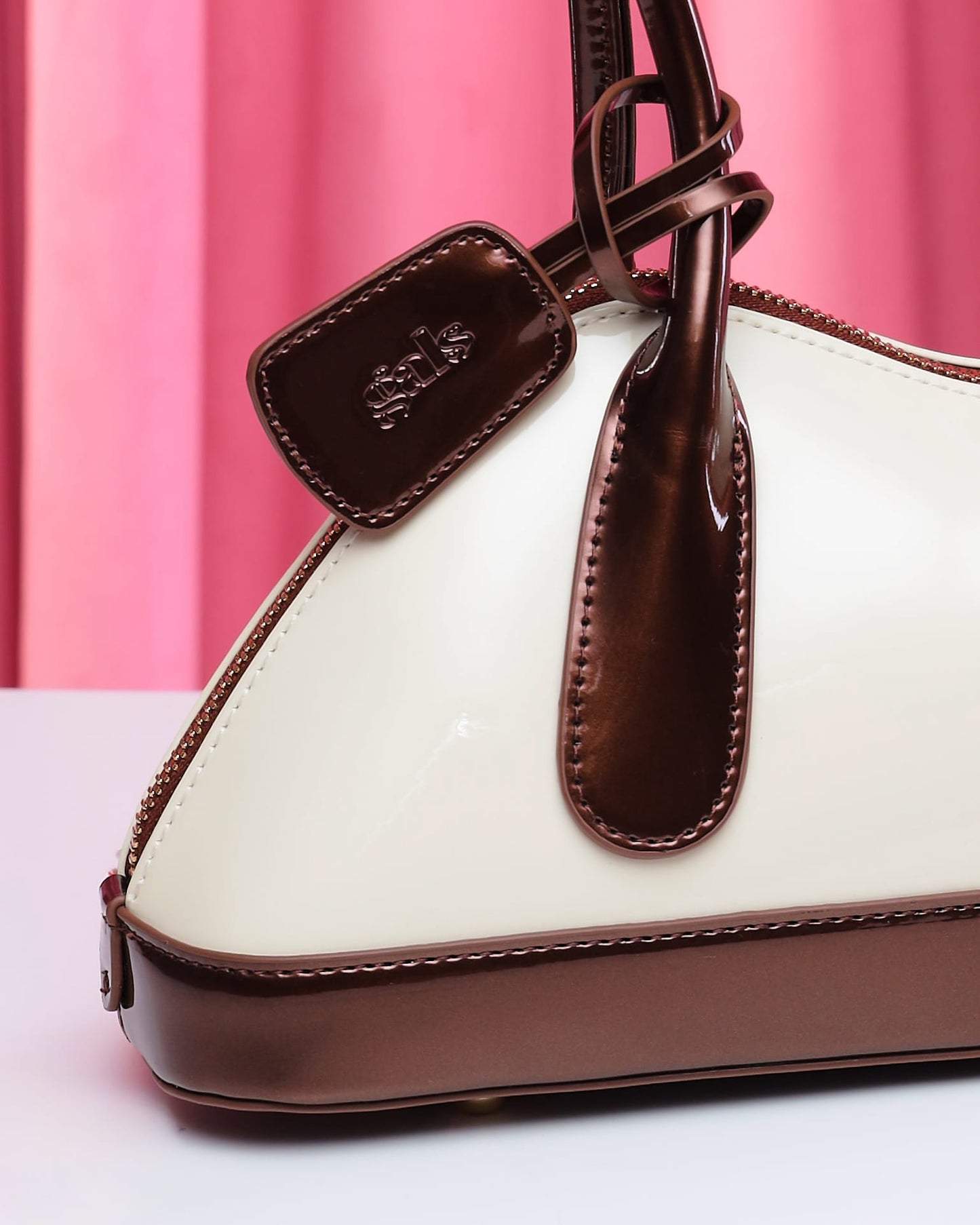 KAIA SE (BEIGE & METALLIC BROWN)
