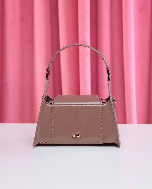 HERA (MOCHA)